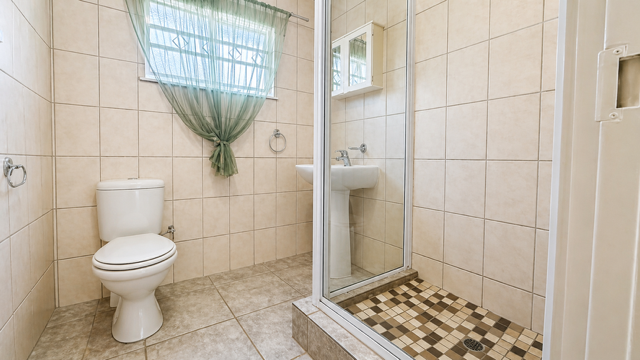 5 Bedroom Property for Sale in Universitas Ridge Free State